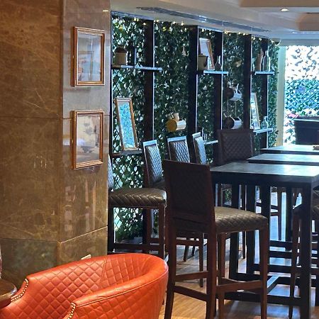 Ramada By Wyndham Doha Old Town Hotel Bagian luar foto