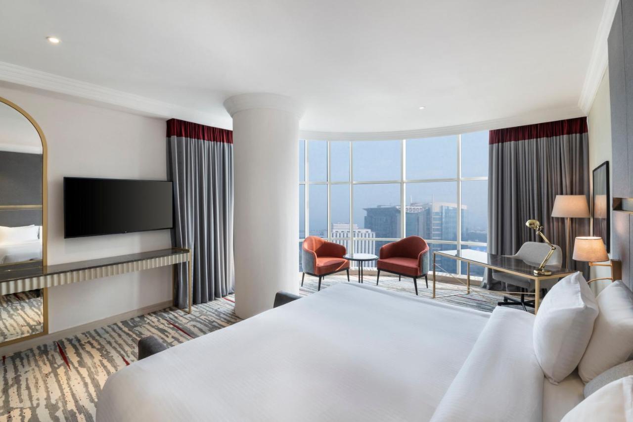 Ramada By Wyndham Doha Old Town Hotel Bagian luar foto