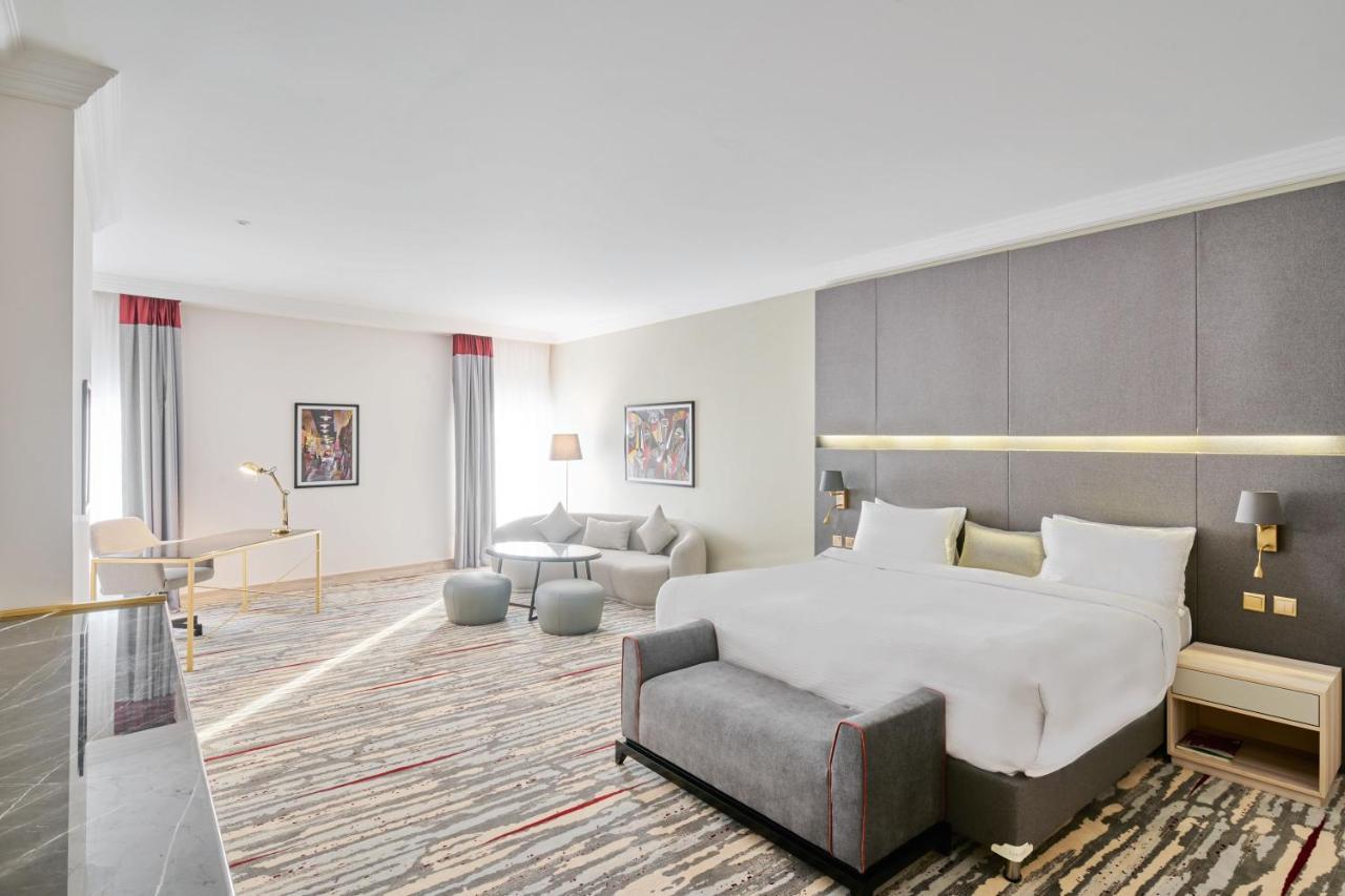 Ramada By Wyndham Doha Old Town Hotel Bagian luar foto