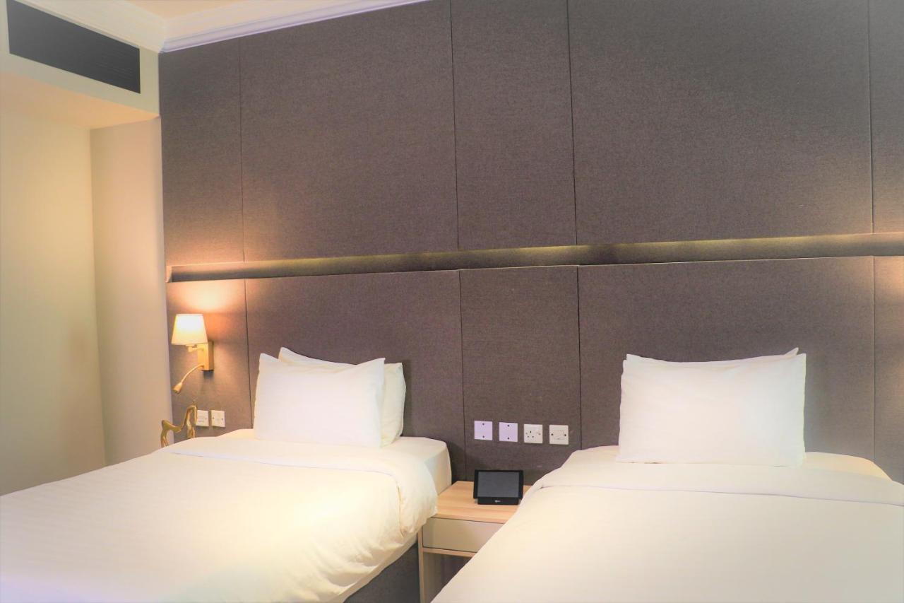 Ramada By Wyndham Doha Old Town Hotel Bagian luar foto