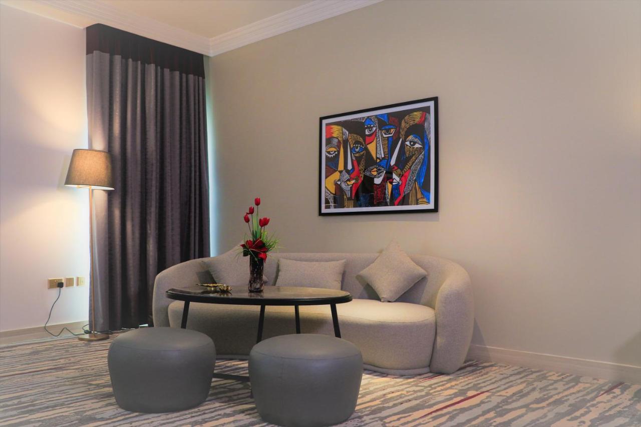 Ramada By Wyndham Doha Old Town Hotel Bagian luar foto