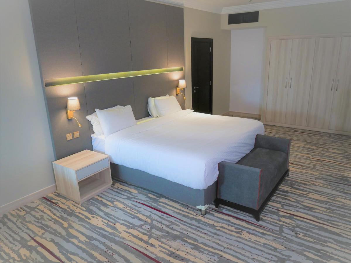 Ramada By Wyndham Doha Old Town Hotel Bagian luar foto